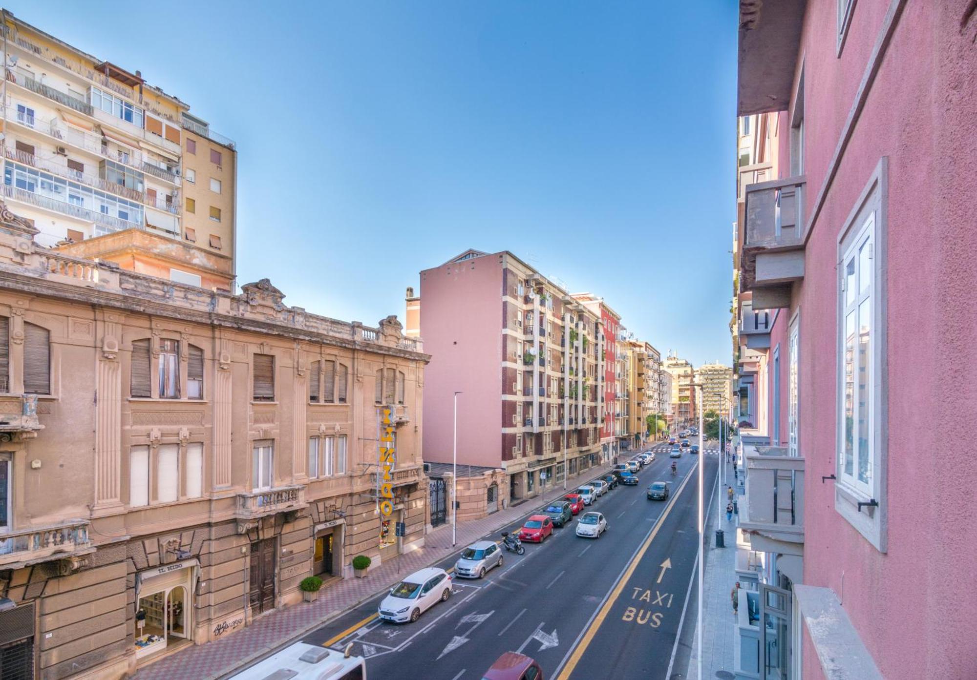 Sunscape Rooms Cagliari City Center Eksteriør bilde